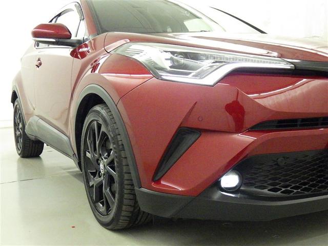 Ｃ－ＨＲ Ｇ　モード　ネロ　衝突被害軽減システム　メモリーナビ　フルセグ　バックカメラ　ＥＴＣ　ドラレコ　ＣＤ　ミュージックプレイヤー接続可　ＤＶＤ再生　オートクルーズコントロール　ＬＥＤヘッドランプ　スマートキー　キーレス（8枚目）