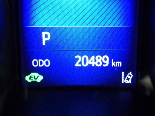 Ｃ－ＨＲ Ｇ　モード　ネロ　衝突被害軽減システム　メモリーナビ　フルセグ　バックカメラ　ＥＴＣ　ドラレコ　ＣＤ　ミュージックプレイヤー接続可　ＤＶＤ再生　オートクルーズコントロール　ＬＥＤヘッドランプ　スマートキー　キーレス（24枚目）