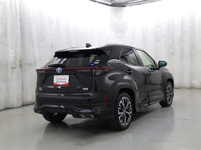 ヤリスクロス ハイブリッドＺ　衝突被害軽減システム　バックカメラ　ＥＴＣ　ミュージックプレイヤー接続可　電動シート　オートクルーズコントロール　ＬＥＤヘッドランプ　スマートキー　キーレス　ハイブリッド（7枚目）