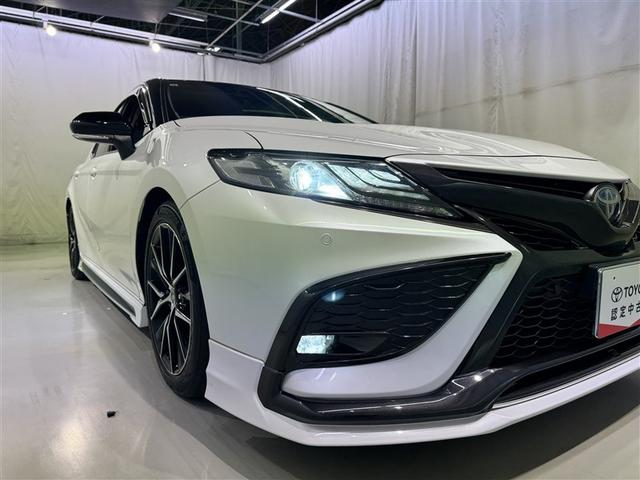 カムリ ＷＳ　衝突被害軽減システム　メモリーナビ　バックカメラ　ＥＴＣ　ドラレコ　ミュージックプレイヤー接続可　電動シート　オートクルーズコントロール　スマートキー　キーレス　ハイブリッド（7枚目）