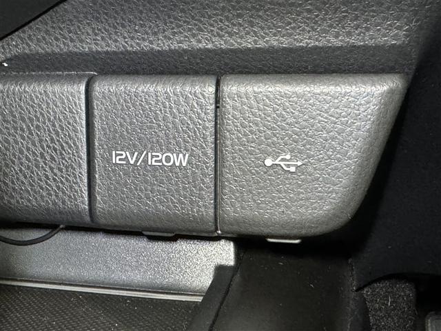 カムリ ＷＳ　衝突被害軽減システム　メモリーナビ　バックカメラ　ＥＴＣ　ドラレコ　ミュージックプレイヤー接続可　電動シート　オートクルーズコントロール　スマートキー　キーレス　ハイブリッド（15枚目）