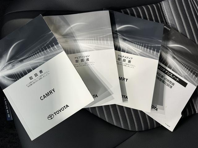カムリ ＷＳ　衝突被害軽減システム　メモリーナビ　バックカメラ　ＥＴＣ　ドラレコ　ミュージックプレイヤー接続可　電動シート　オートクルーズコントロール　スマートキー　キーレス　ハイブリッド（32枚目）