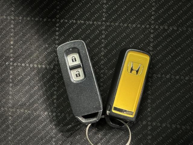 N-ONE プレミアム・Lパッケージ バックカメラ ETC CD ミュージックプレイヤー接続可 HIDヘッドライト スマートキー キーレス アイドリングストップ(18枚目)