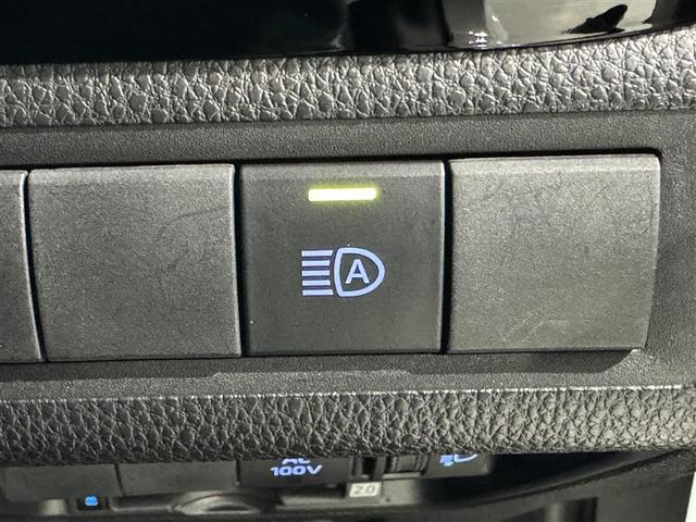 �I�[�g�}�`�b�N�n�C�r�[���Ƃ́A��s�Ԃ�Ό��Ԃ̃��C�g��F�����A�n�C�r�[���ƃ��[�r�[���������Ő؂�ւ���@�\�ł��B�铹�̎��E���m�ۂ��܂��B�ڍׂ͔̔��X�X�^�b�t�܂ł������˂��������B