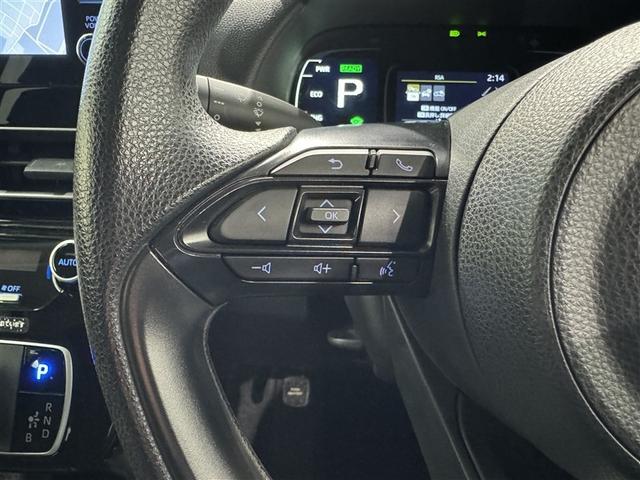 �X�e�A�����O�X�C�b�`�����I�^�]���Ȃ���茳�ŃI�[�f�B�I�̑���Ȃǂ��ł��܂��B