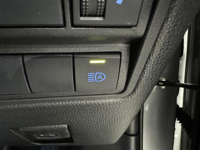 ヤリスクロス Ｚ　衝突被害軽減システム　メモリーナビ　フルセグ　バックカメラ　ＥＴＣ　ドラレコ　ＣＤ　ミュージックプレイヤー接続可　ＤＶＤ再生　電動シート　オートクルーズコントロール　ＬＥＤヘッドランプ　スマートキー（21枚目）