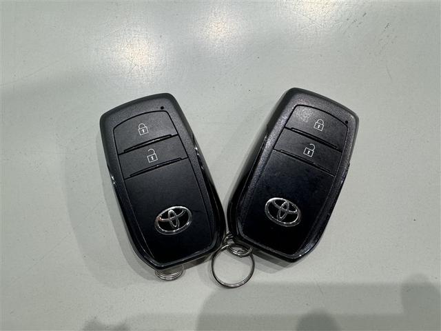 ヤリスクロス Ｚ　衝突被害軽減システム　メモリーナビ　フルセグ　バックカメラ　ＥＴＣ　ドラレコ　ＣＤ　ミュージックプレイヤー接続可　ＤＶＤ再生　電動シート　オートクルーズコントロール　ＬＥＤヘッドランプ　スマートキー（26枚目）