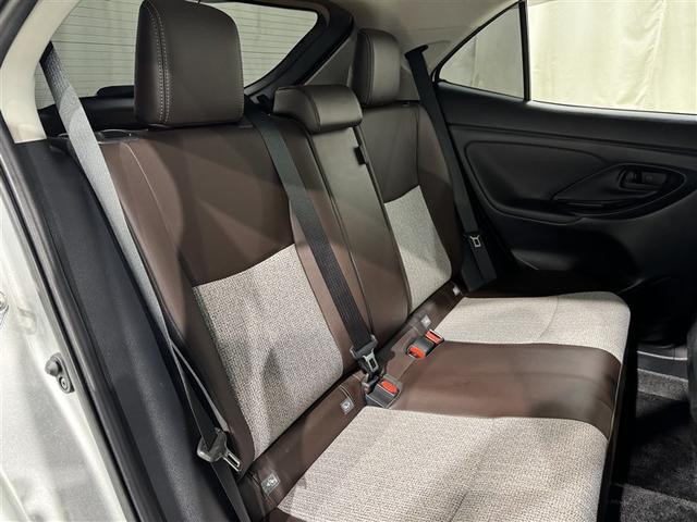 ヤリスクロス Ｚ　衝突被害軽減システム　メモリーナビ　フルセグ　バックカメラ　ＥＴＣ　ドラレコ　ＣＤ　ミュージックプレイヤー接続可　ＤＶＤ再生　電動シート　オートクルーズコントロール　ＬＥＤヘッドランプ　スマートキー（29枚目）