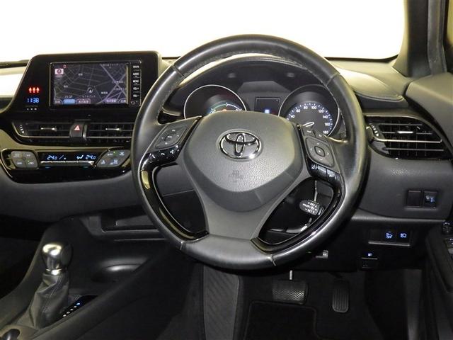 Ｃ－ＨＲ Ｓ　衝突被害軽減システム　メモリーナビ　ワンセグ　バックカメラ　ＥＴＣ　ＣＤ　ミュージックプレイヤー接続可　オートクルーズコントロール　スマートキー　キーレス　ハイブリッド（9枚目）