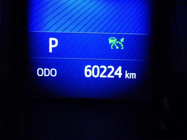 Ｃ－ＨＲ Ｓ　衝突被害軽減システム　メモリーナビ　ワンセグ　バックカメラ　ＥＴＣ　ＣＤ　ミュージックプレイヤー接続可　オートクルーズコントロール　スマートキー　キーレス　ハイブリッド（23枚目）