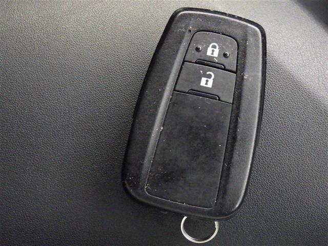 Ｃ－ＨＲ Ｓ　衝突被害軽減システム　メモリーナビ　ワンセグ　バックカメラ　ＥＴＣ　ＣＤ　ミュージックプレイヤー接続可　オートクルーズコントロール　スマートキー　キーレス　ハイブリッド（24枚目）