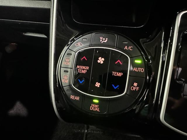 エスクァイア Ｇｉ　メモリーナビ　フルセグ　バックカメラ　ＥＴＣ　ドラレコ　ＣＤ　ＤＶＤ再生　後席モニター　オートクルーズコントロール　ＬＥＤヘッドランプ　両側電動スライド　乗車定員７人　３列シート　スマートキー（16枚目）