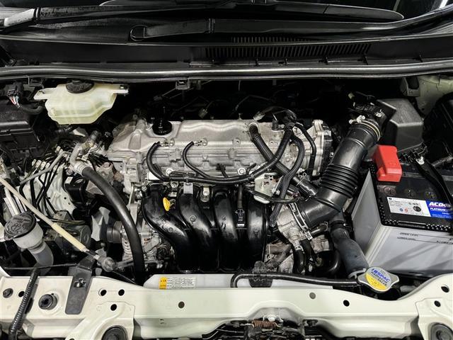 エスクァイア Ｇｉ　メモリーナビ　フルセグ　バックカメラ　ＥＴＣ　ドラレコ　ＣＤ　ＤＶＤ再生　後席モニター　オートクルーズコントロール　ＬＥＤヘッドランプ　両側電動スライド　乗車定員７人　３列シート　スマートキー（30枚目）