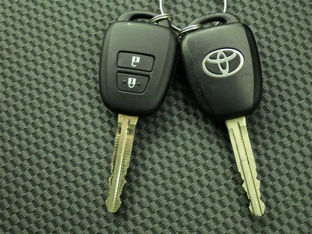 ハイエースバン ロングDX 衝突被害軽減システム メモリーナビ フルセグ バックカメラ ETC ドラレコ CD ミュージックプレイヤー接続可 DVD再生 LEDヘッドランプ 乗車定員6人 キーレス(20枚目)