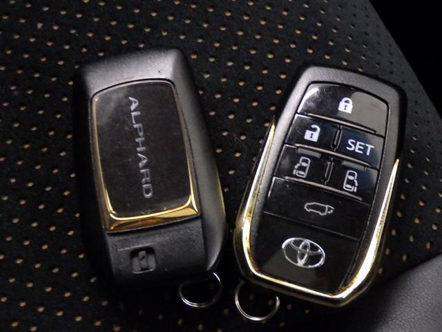 アルファード ２．５Ｓ　タイプゴールド　衝突被害軽減システム　メモリーナビ　フルセグ　バックカメラ　ＥＴＣ　ドラレコ　ＣＤ　ミュージックプレイヤー接続可　後席モニター　サンルーフ　オートクルーズコントロール　ＬＥＤヘッドランプ　乗車定員７人（27枚目）