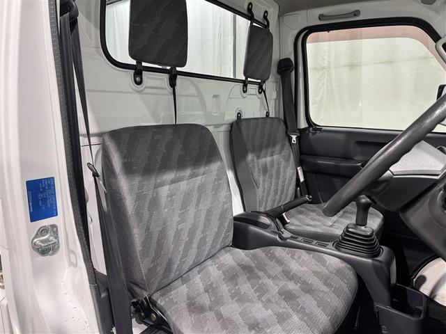 ���ʂ��̂悢��������Ƃ������E�ŁA�N�ł��^�]���₷���ł��B