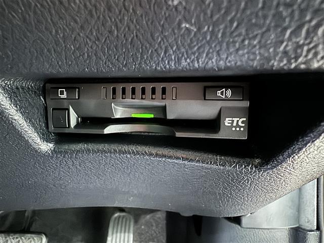 シエンタ ファンベースG 衝突被害軽減システム メモリーナビ フルセグ バックカメラ ETC CD ミュージックプレイヤー接続可 LEDヘッドランプ 両側電動スライド スマートキー キーレス アイドリングストップ(13枚目)