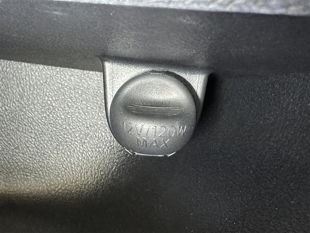 シエンタ ファンベースG 衝突被害軽減システム メモリーナビ フルセグ バックカメラ ETC CD ミュージックプレイヤー接続可 LEDヘッドランプ 両側電動スライド スマートキー キーレス アイドリングストップ(17枚目)