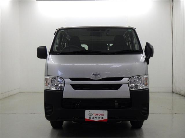 ハイエースバン DX 衝突被害軽減システム メモリーナビ フルセグ バックカメラ ETC ドラレコ CD ミュージックプレイヤー接続可 DVD再生 LEDヘッドランプ 乗車定員6人 キーレス ディーゼル(2枚目)