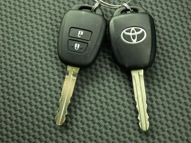 ハイエースバン DX 衝突被害軽減システム メモリーナビ フルセグ バックカメラ ETC ドラレコ CD ミュージックプレイヤー接続可 DVD再生 LEDヘッドランプ 乗車定員6人 キーレス ディーゼル(20枚目)