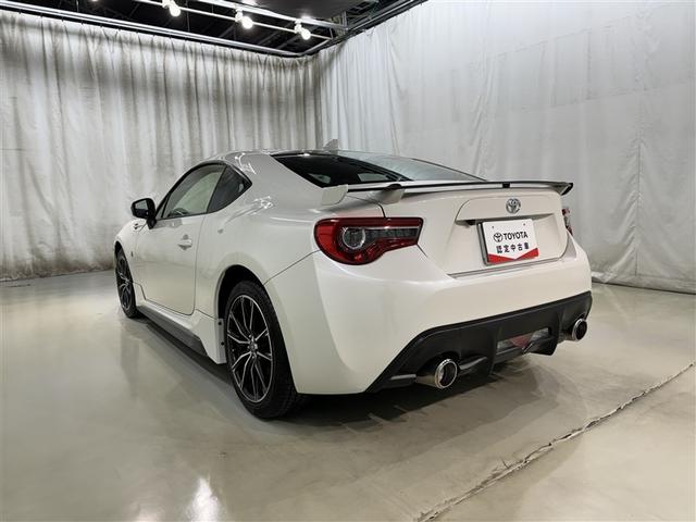 ８６ ＧＴリミテッド　６速マニュアル　メモリーナビ　フルセグ　バックカメラ　ＥＴＣ　ＣＤ　ミュージックプレイヤー接続可　オートクルーズコントロール　ＬＥＤヘッドランプ　スマートキー　キーレス（5枚目）