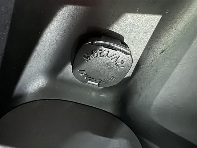 ８６ ＧＴリミテッド　６速マニュアル　メモリーナビ　フルセグ　バックカメラ　ＥＴＣ　ＣＤ　ミュージックプレイヤー接続可　オートクルーズコントロール　ＬＥＤヘッドランプ　スマートキー　キーレス（19枚目）