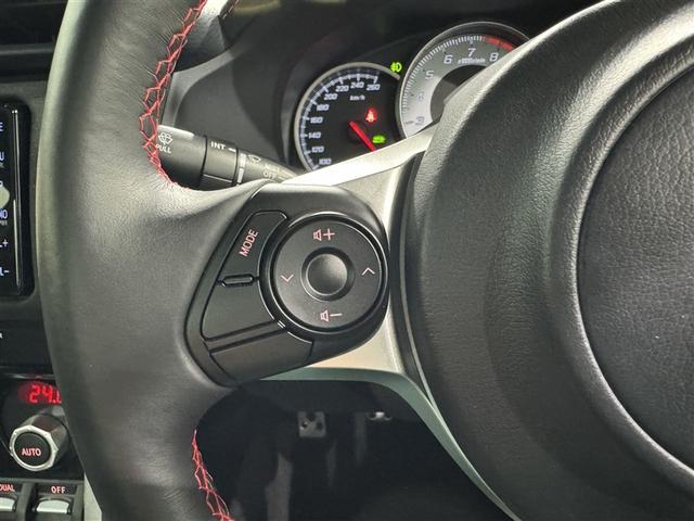 ８６ ＧＴリミテッド　６速マニュアル　メモリーナビ　フルセグ　バックカメラ　ＥＴＣ　ＣＤ　ミュージックプレイヤー接続可　オートクルーズコントロール　ＬＥＤヘッドランプ　スマートキー　キーレス（23枚目）