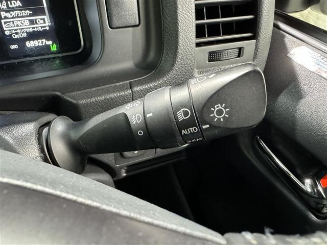 ハイエースバン スーパーＧＬ　ダークプライムＩＩ　衝突被害軽減システム　メモリーナビ　フルセグ　バックカメラ　ＥＴＣ　ドラレコ　ＣＤ　ミュージックプレイヤー接続可　ＤＶＤ再生　ＬＥＤヘッドランプ　スマートキー　キーレス　ディーゼル（27枚目）