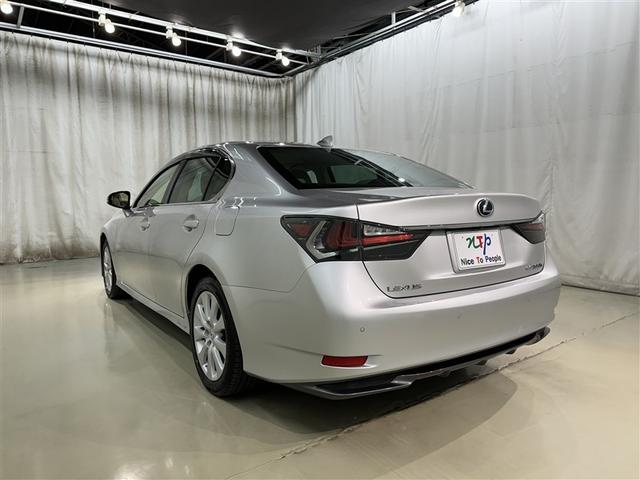 �u�o�b�N�t�H�����v�ł��B�g�����N�E���Q�b�W�X�y�[�X�ɂ́A�����̉ו������邱�Ƃ��\�ł��B