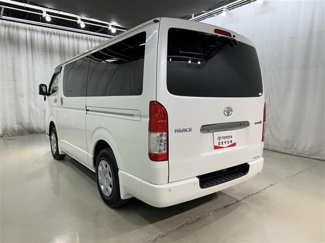 ハイエースバン スーパーＧＬ　ダークプライムＩＩ　衝突被害軽減システム　メモリーナビ　フルセグ　バックカメラ　ＥＴＣ　ドラレコ　ＣＤ　ミュージックプレイヤー接続可　ＤＶＤ再生　ＬＥＤヘッドランプ　スマートキー　キーレス　４ＷＤ　ディーゼル（5枚目）