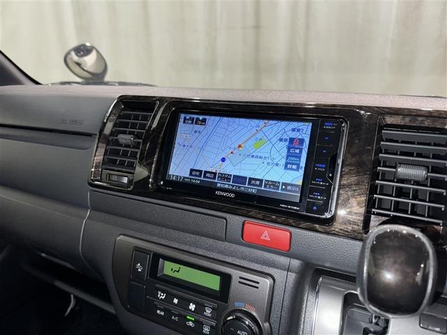 ハイエースバン スーパーＧＬ　ダークプライムＩＩ　衝突被害軽減システム　メモリーナビ　フルセグ　バックカメラ　ＥＴＣ　ドラレコ　ＣＤ　ミュージックプレイヤー接続可　ＤＶＤ再生　ＬＥＤヘッドランプ　スマートキー　キーレス　４ＷＤ　ディーゼル（9枚目）