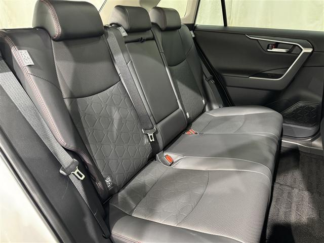 ＲＡＶ４ アドベンチャー　オフロードパッケージＩＩ　衝突被害軽減システム　メモリーナビ　フルセグ　バックカメラ　ＥＴＣ　ドラレコ　ミュージックプレイヤー接続可　電動シート　オートクルーズコントロール　ＬＥＤヘッドランプ　スマートキー　キーレス　４ＷＤ（32枚目）