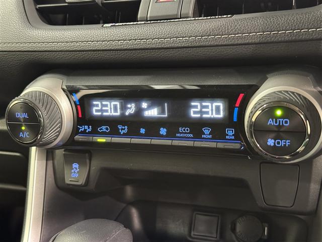 ＲＡＶ４ ハイブリッドＸ　衝突被害軽減システム　メモリーナビ　ワンセグ　バックカメラ　ＥＴＣ　ＣＤ　オートクルーズコントロール　ＬＥＤヘッドランプ　スマートキー　キーレス　４ＷＤ　ハイブリッド（14枚目）