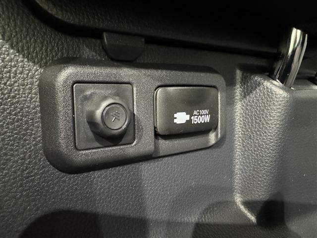 ヴォクシー ハイブリッドＳ－Ｚ　衝突被害軽減システム　フルセグ　バックカメラ　ＥＴＣ　ドラレコ　ＣＤ　ミュージックプレイヤー接続可　ＤＶＤ再生　オートクルーズコントロール　ＬＥＤヘッドランプ　両側電動スライド　乗車定員７人　キーレス（33枚目）