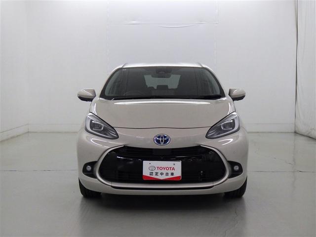 アクア Ｚ　衝突被害軽減システム　メモリーナビ　フルセグ　バックカメラ　ＥＴＣ　ミュージックプレイヤー接続可　オートクルーズコントロール　ＬＥＤヘッドランプ　スマートキー　キーレス　ハイブリッド　ワンオーナー（2枚目）