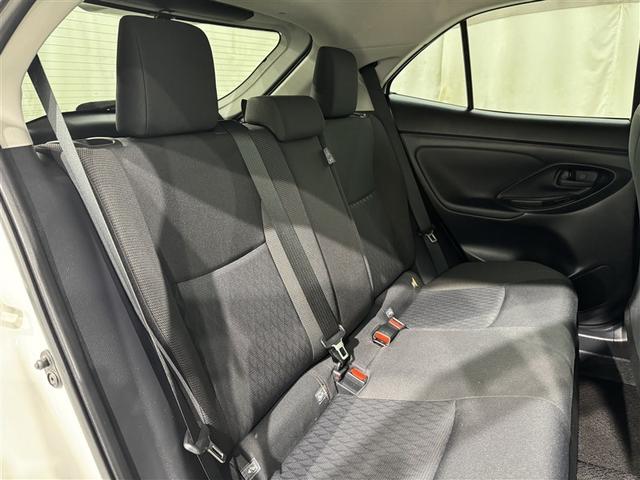 ヤリスクロス ハイブリッドG 衝突被害軽減システム メモリーナビ バックカメラ ETC ドラレコ ミュージックプレイヤー接続可 オートクルーズコントロール LEDヘッドランプ スマートキー キーレス ハイブリッド(25枚目)