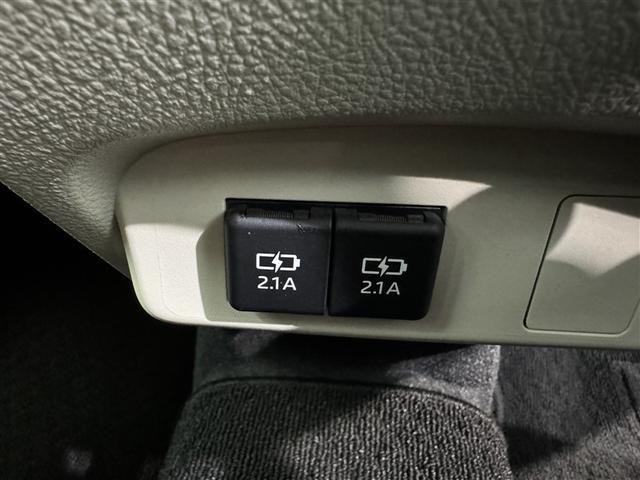 シエンタ ハイブリッドＧ　衝突被害軽減システム　メモリーナビ　フルセグ　バックカメラ　ＥＴＣ　ドラレコ　ＣＤ　ミュージックプレイヤー接続可　ＤＶＤ再生　オートクルーズコントロール　ＬＥＤヘッドランプ　両側電動スライド　キーレス（18枚目）