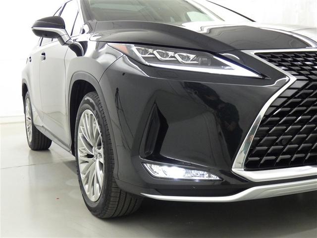 ＲＸ ＲＸ３００　バージョンＬ　衝突被害軽減システム　メモリーナビ　フルセグ　バックカメラ　ＥＴＣ　ＣＤ　ミュージックプレイヤー接続可　ＤＶＤ再生　サンルーフ　革シート　電動シート　オートクルーズコントロール　ＬＥＤヘッドランプ（8枚目）