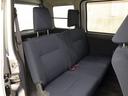 後部座席も当然、綺麗・清潔に仕上げております。内装の綺麗なお車は気持ちが良いですし、コンディションのいい車が多いです。