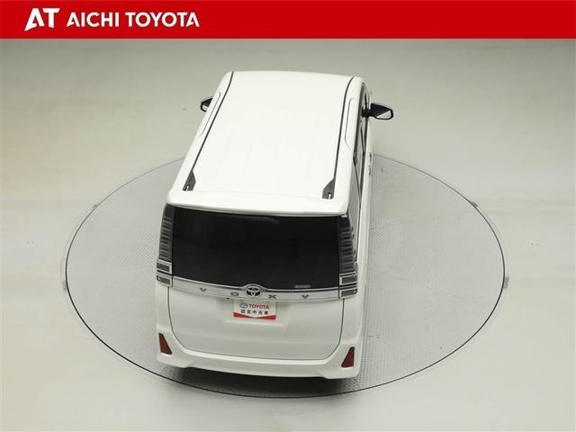 ヴォクシー ＺＳ　煌ＩＩＩ　プリクラッシュ　スマートキ　アイスト　ＤＶＤ再生機能　横滑り防止装置　ナビＴＶ　アルミ　三列シート　ＷＡＣ　盗難防止　オートエアコン　キーレス　ＥＴＣ装備　パワステ　メモリナビ　クルコン　ＡＢＳ（13枚目）
