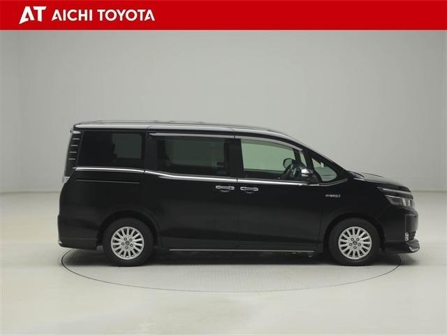 ヴォクシー ハイブリッドV スマートキープッシュスタート 盗難防止アラーム DVD再生可 Bモニター Wエアバック ナビTV ESC ETC車載器 リモコンキー PS LEDヘットライト 運転席エアバック パワーウィンドウ 3列(7枚目)