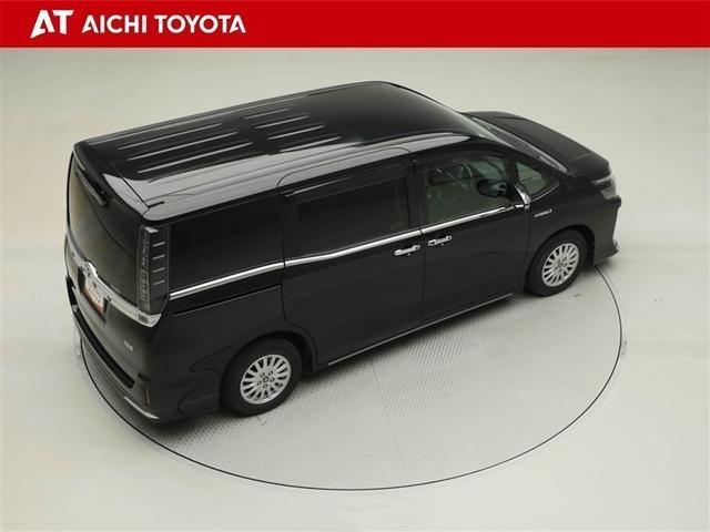 ヴォクシー ハイブリッドV スマートキープッシュスタート 盗難防止アラーム DVD再生可 Bモニター Wエアバック ナビTV ESC ETC車載器 リモコンキー PS LEDヘットライト 運転席エアバック パワーウィンドウ 3列(14枚目)