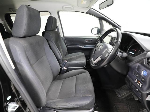 ヴォクシー ハイブリッドV スマートキープッシュスタート 盗難防止アラーム DVD再生可 Bモニター Wエアバック ナビTV ESC ETC車載器 リモコンキー PS LEDヘットライト 運転席エアバック パワーウィンドウ 3列(19枚目)