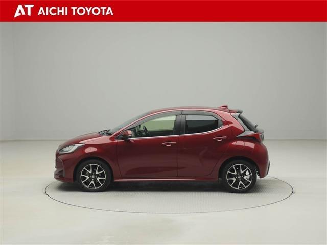 ヤリス Ｚ　サイドＳＲＳ　ＡＡＣ　バックモニタ　スマキー　横滑防止装置　キーフリー　アルミ　ＬＥＤランプ　パワーウインドウ　助手席エアバック　クルコン　エアバッグ　パワーステアリング　盗難防止システム　ＥＴＣ（3枚目）