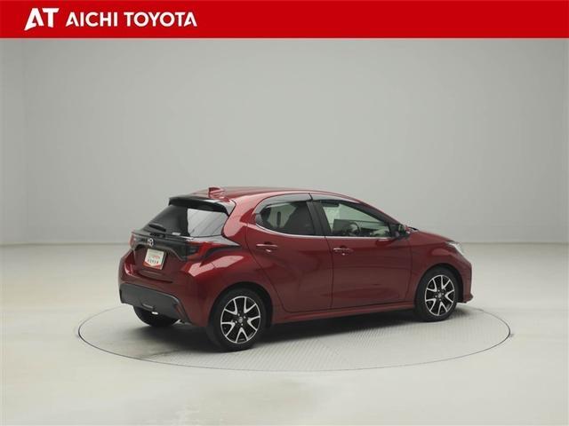 ヤリス Ｚ　サイドＳＲＳ　ＡＡＣ　バックモニタ　スマキー　横滑防止装置　キーフリー　アルミ　ＬＥＤランプ　パワーウインドウ　助手席エアバック　クルコン　エアバッグ　パワーステアリング　盗難防止システム　ＥＴＣ（6枚目）