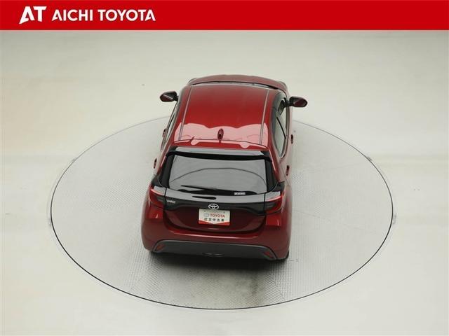 ヤリス Ｚ　サイドＳＲＳ　ＡＡＣ　バックモニタ　スマキー　横滑防止装置　キーフリー　アルミ　ＬＥＤランプ　パワーウインドウ　助手席エアバック　クルコン　エアバッグ　パワーステアリング　盗難防止システム　ＥＴＣ（13枚目）