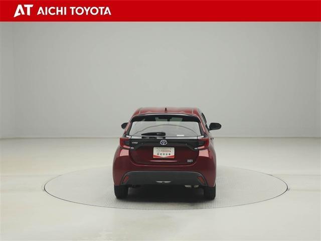 ヤリス ハイブリッドＺ　ＰＣＳ　地デジ　Ｂカメラ　ＬＥＤランプ　スマキー　ＥＴＣ付き　テレビ　メディアプレイヤー接続　ＶＳＣ　パワステ　１オナ車　クルコン　カーテンエアバック　キーフリー　ＡＢＳ　イモビ　エアコン　エアバッグ（5枚目）