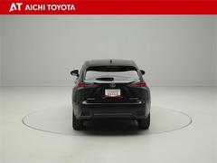 ハイブリッド車を買うならトヨタの『ＴＯＹＯＴＡ認定中古車』！保証は、初度登録年月より起算して１０年間、累計走行距離２０万キロ迄。更に、ロングラン保証が１年付で安心安全です♪ 5