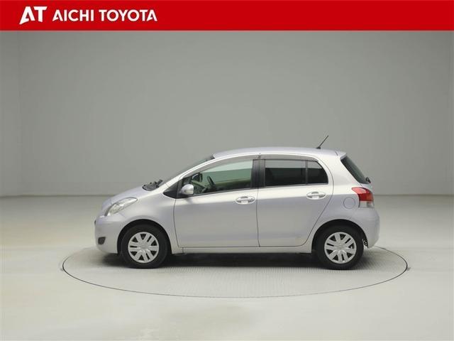 ヴィッツ Ｆ　マニュアルエアコン　キーレス　ナビ＆ＴＶ　パワステ　パワーウインド　ＤＶＤ　ミュージックプレイヤー接続可　運転席エアバッグ　ＡＢＳ　ワンオーナー　Ｗエアバック　ワンセグＴＶ（3枚目）