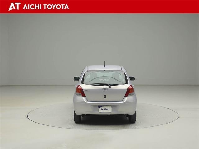 ヴィッツ Ｆ　マニュアルエアコン　キーレス　ナビ＆ＴＶ　パワステ　パワーウインド　ＤＶＤ　ミュージックプレイヤー接続可　運転席エアバッグ　ＡＢＳ　ワンオーナー　Ｗエアバック　ワンセグＴＶ（5枚目）